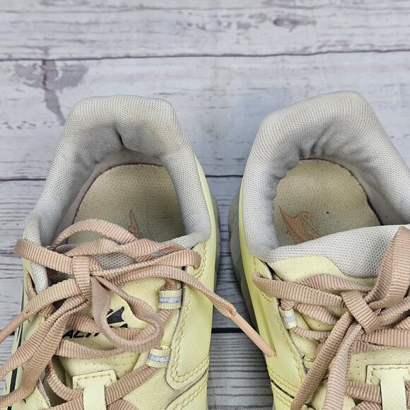 Altra Superior 5 Shoes Womens Size 9 Yellow Trail Running Zero Drop Lightweight - Picture 7 of 8